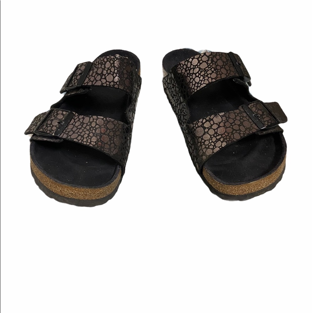 Black Birkenstock’s